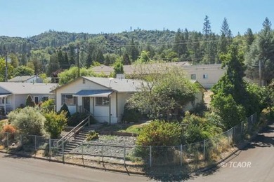 Trinity Lake / Clair Engle Lake Home For Sale in Lewiston California