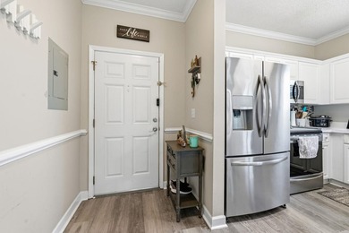 Ground-floor two-bedroom, two-bathroom condo with no-stairs - photo 2