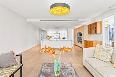 Highly upgraded luxury 3 beds, 2.5 baths residence at Waiea - photo 5