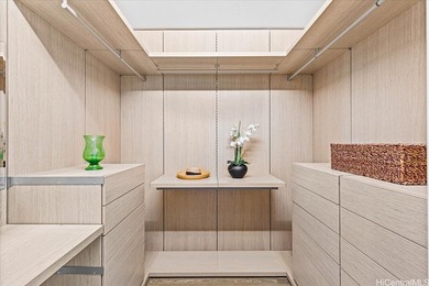 Highly upgraded luxury 3 beds, 2.5 baths residence at Waiea - photo 10