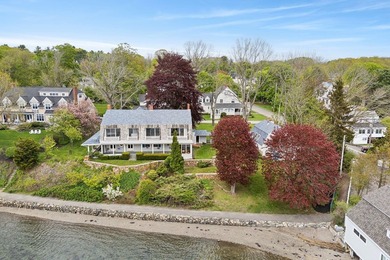 An estate prominently positioned on the banks of the York River - photo 4