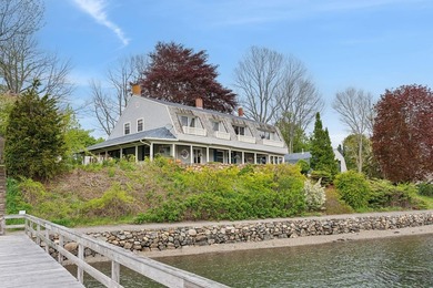 An estate prominently positioned on the banks of the York River - photo 5