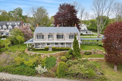 An estate prominently positioned on the banks of the York River - photo 6