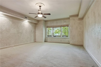 Exceptional custom estate in Waters Edge at Capitol - set on 6.5 - photo 39