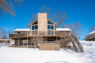 Spoon Lake Home For Sale in Dahinda Illinois