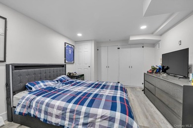 Beautifully updated and move-in ready, this High Oaks Village - photo 16