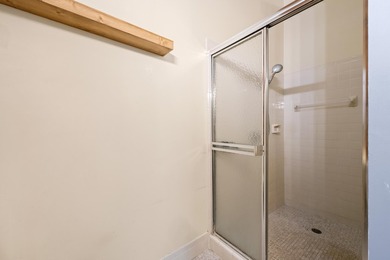 Welcome to this charming two-bedroom, two-bathroom villa in - photo 16