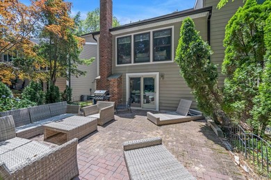 Beautifully updated and move-in ready, this High Oaks Village - photo 19