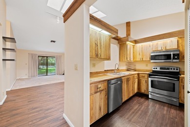 Welcome to this charming two-bedroom, two-bathroom villa in - photo 26