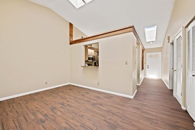 Welcome to this charming two-bedroom, two-bathroom villa in - photo 31