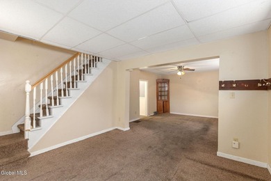An exciting opportunity in South Troy--this 2-bedroom, 1-bath - photo 4