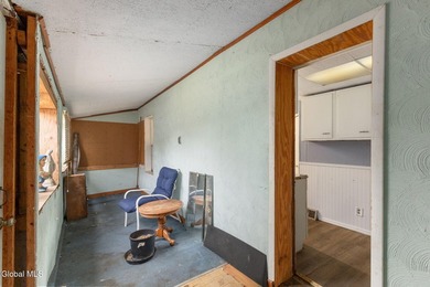 An exciting opportunity in South Troy--this 2-bedroom, 1-bath - photo 9
