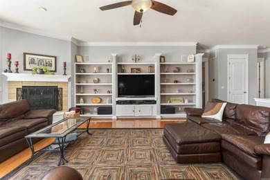 This meticulously maintained split-level home offers 5 bedrooms - photo 8