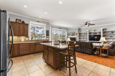 This meticulously maintained split-level home offers 5 bedrooms - photo 9