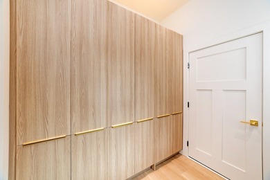 Welcome to Your Dream Home! Experience modern luxury at its - photo 11