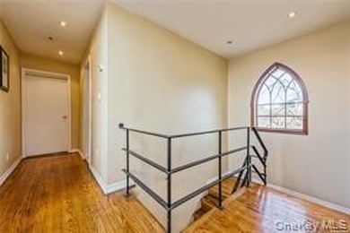 Lovely Two Story Bi-Level Home Located The Westholme, Bayside - photo 11