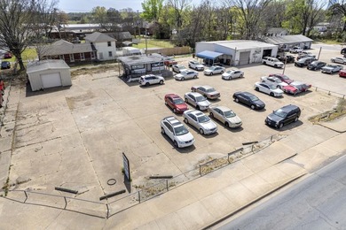 This unique commercial property is in a high-traffic area - photo 15