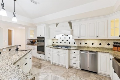 Welcome to Sandpiper Retreat, an exceptional estate-style - photo 15