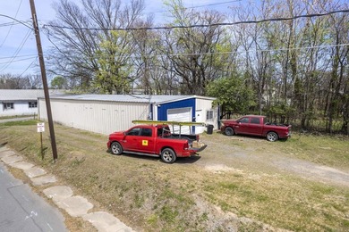This unique commercial property is in a high-traffic area - photo 20