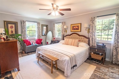 Located in one of Shelby's most desirable neighborhoods, this - photo 27