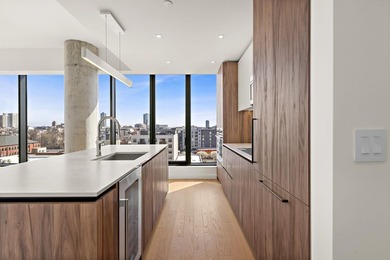 South East Corner two bedroom with unobstructed WTC and New York - photo 3
