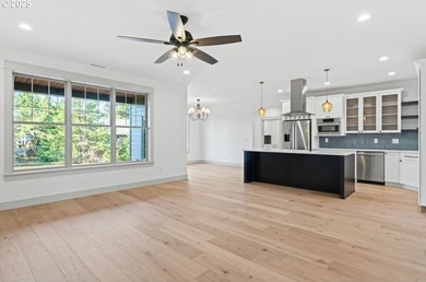 NEW PRICE! Welcome to this exquisite brand-new 3-bedroom - photo 9