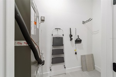 Welcome to an impeccably maintained Mystique model on a premium - photo 42
