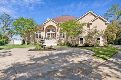 Welcome to Sandpiper Retreat, an exceptional estate-style - photo 53