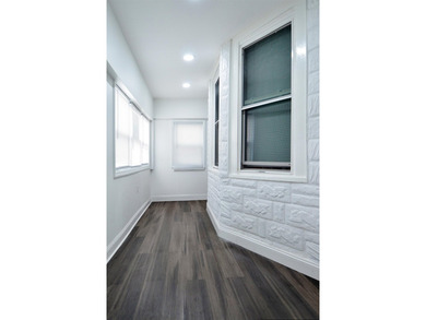 Welcome to this beautifully maintained and thoughtfully upgraded - photo 2