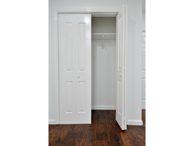Welcome to this beautifully maintained and thoughtfully upgraded - photo 8