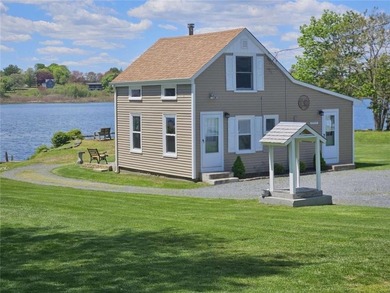 A rear opportunity to own a 1-2 bedroom, 1 bath home on a 10,400 - photo 2