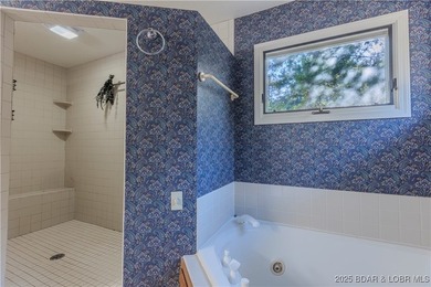 BACK ON MARKET AT NO FAULT OF SELLER. This 4000+ square foot - photo 12