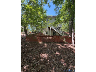 SHORT SALE OPPORTUNITY! Don't miss this chance to own a - photo 3