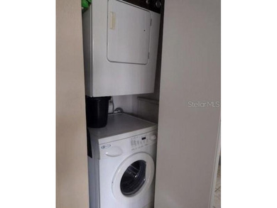 Welcome to Jungle Den Condominiums--a beautifully maintained - photo 13