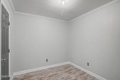 Located in a highly convenient area, this 4 bedroom, 2 bath - photo 16