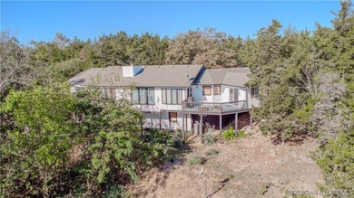 BACK ON MARKET AT NO FAULT OF SELLER. This 4000+ square foot - photo 23