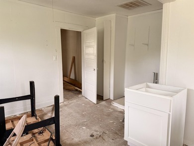 INVESTOR SPECIAL! Bring your tools and vision to this 2-bedroom - photo 9