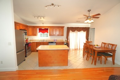 Convenient One-Level Living in Hampton Square! - photo 10