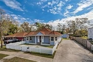 Lake Pontchartrain Home For Sale in Slidell Louisiana