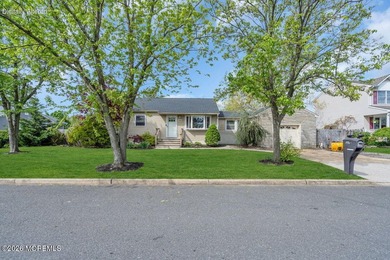 Welcome to the highly sought after Lake Riviera! This charming - photo 2