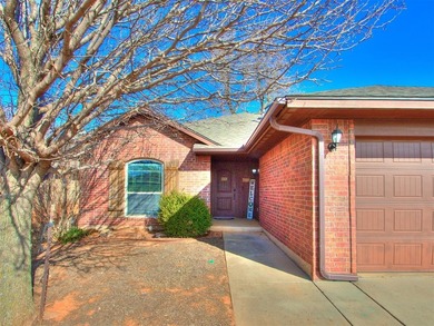 (private lake, pond, creek) Home Sale Pending in Norman Oklahoma