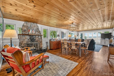 If you've been dreaming of a peaceful waterfront getaway, this - photo 5