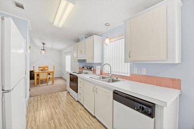 Welcome to your happy place in the fun-filled Savanna Club 55+ - photo 12