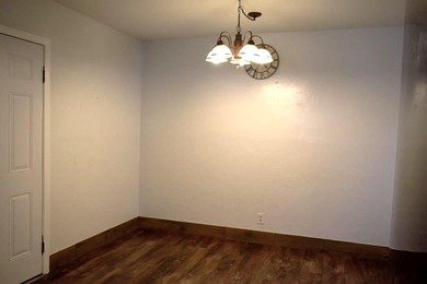 Welcome home to this delightful 3-bedroom, 2-bath cottage-style - photo 15