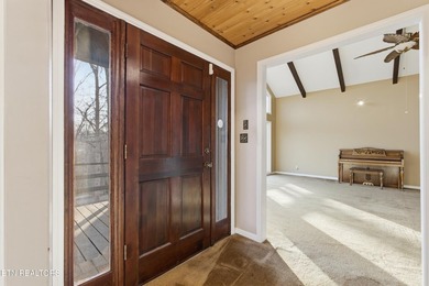 Prime location meets endless potential! This well maintained 3 - photo 17