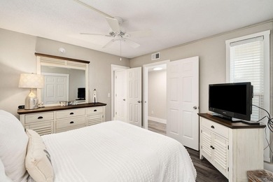 Wake up to stunning Gulf-front views in this charming - photo 18