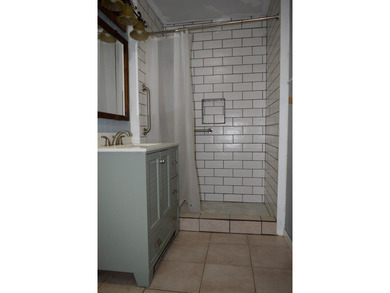 Welcome home to this delightful 3-bedroom, 2-bath cottage-style - photo 25