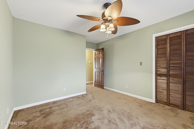 Prime location meets endless potential! This well maintained 3 - photo 31