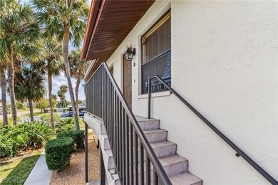 Beautifully updated 2-bedroom, 2-bath waterfront condo in the - photo 3