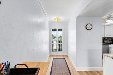Beautifully updated 2-bedroom, 2-bath waterfront condo in the - photo 4